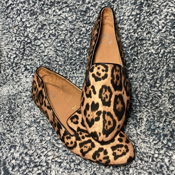 Charming Charlie Shoes - 💥Charming Charlie’s Cheetah Flats💥